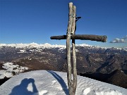 58 Alla croce del Castel Regina (1388 m)